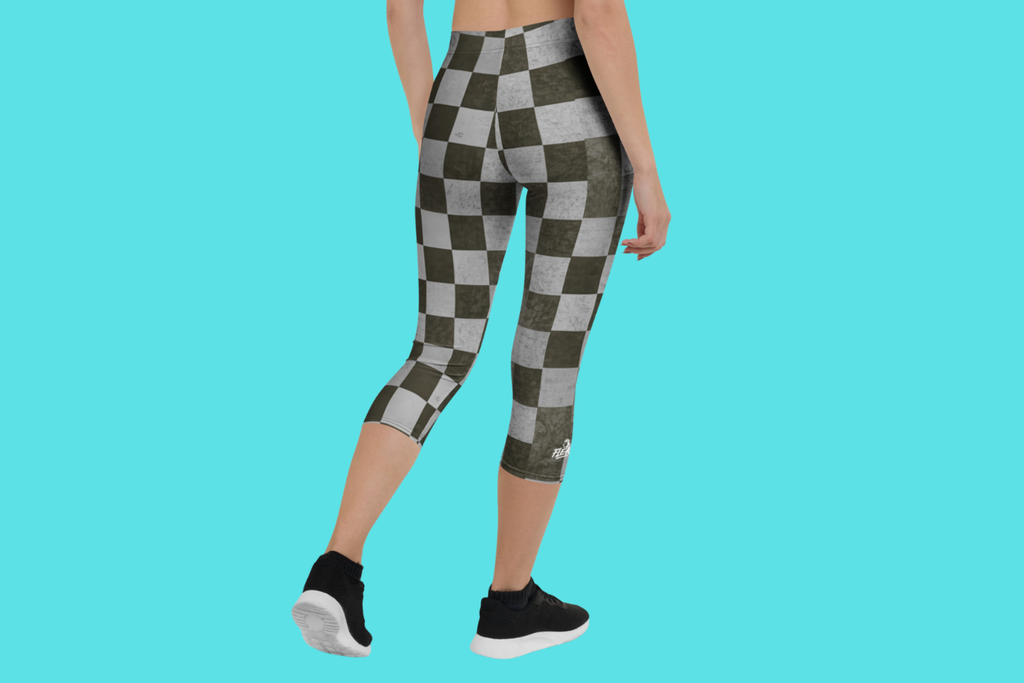 Fle-Ko Checkered Grey Capri Leggings